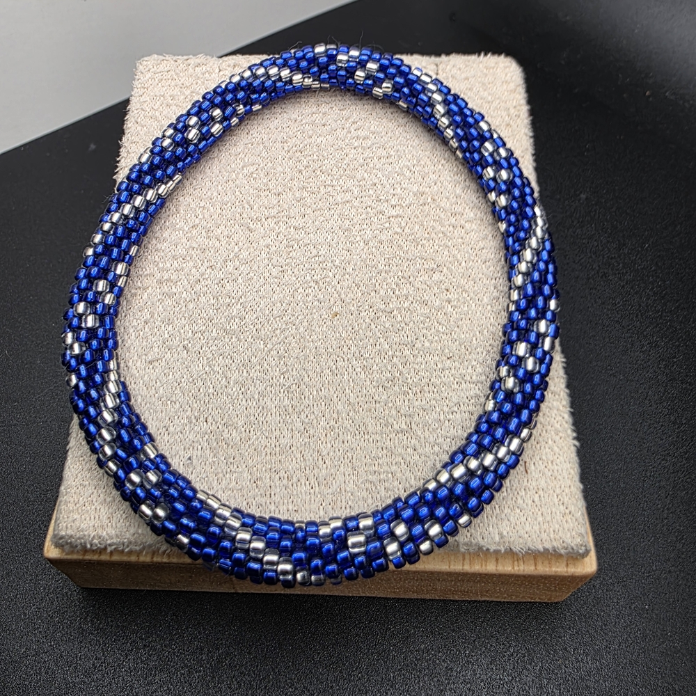 (2 FOR $20) Blue and Silver Beaded Bracelet (S3096)